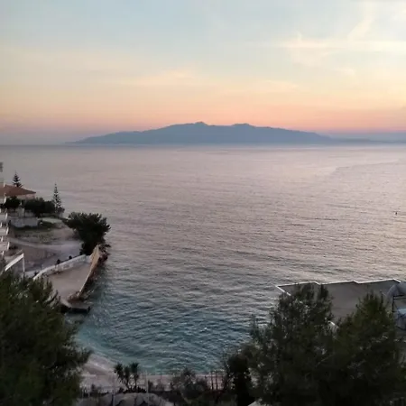 In * Sarandë